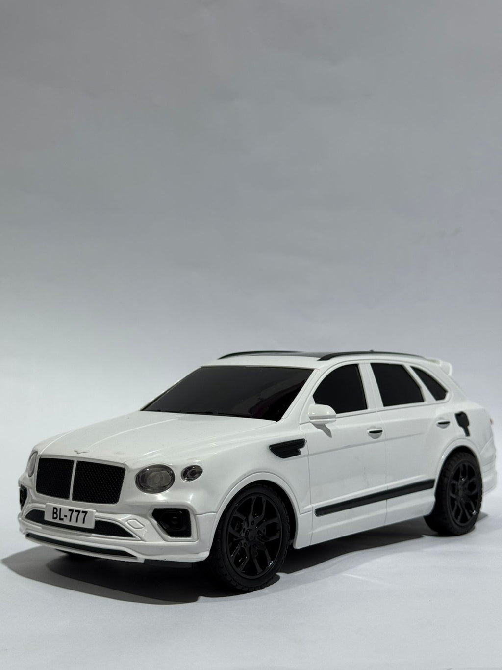 Bently Model R.C EV Cruiser